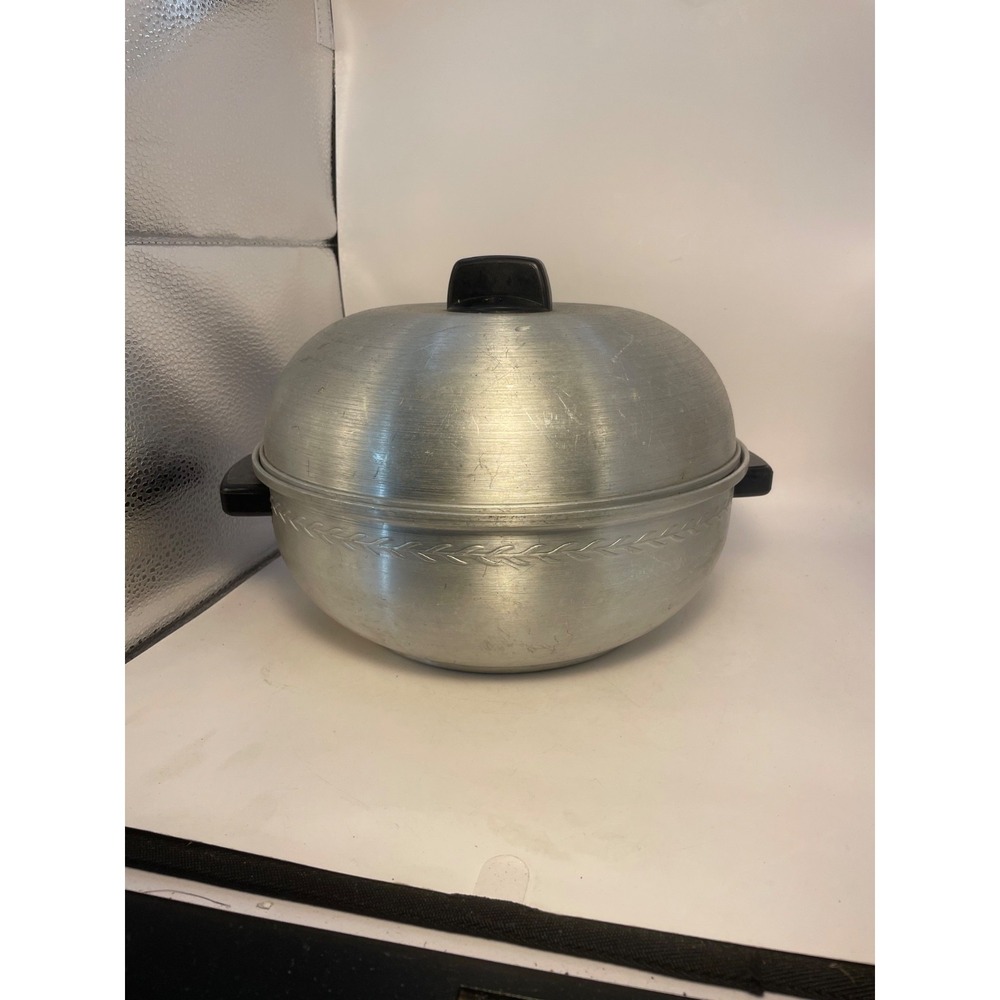 WEST BEND Aluminum Serving Oven Bun Warmer 3 Pieces Stove or Oven Use Vintage